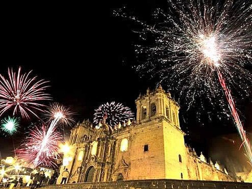 fireworks Cusco New Year