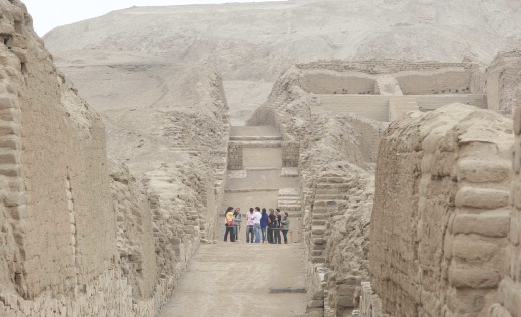 pachacamac ruins peru