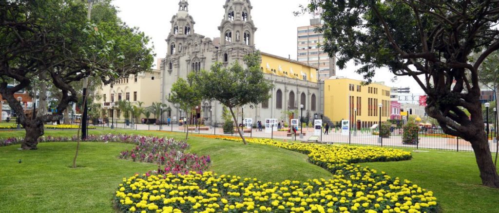 Parque Kennedy or Kennedy Park in Miraflores